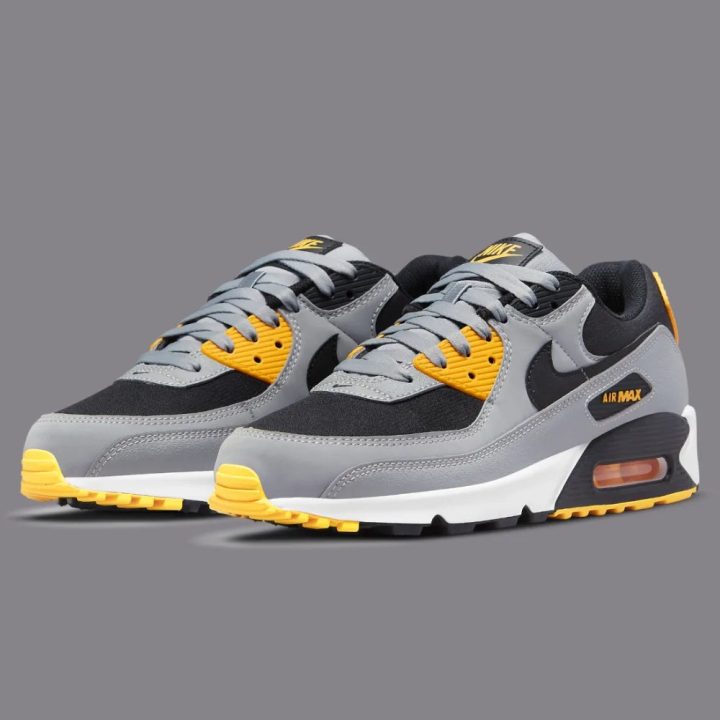Nike Air Max 90 Hero sneaker