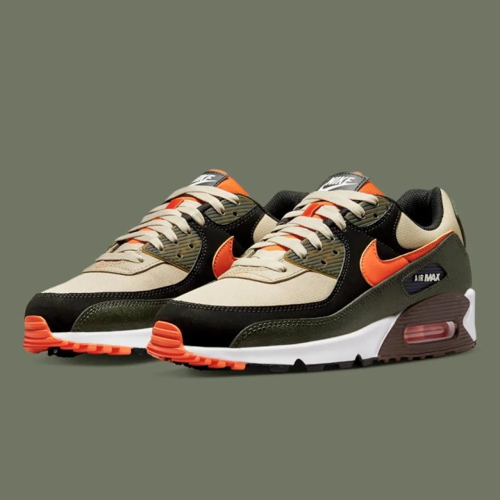 Nike Hunter retro sneaker